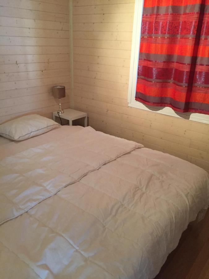 ホテルChalet Les Brulins Resteigne エクステリア 写真