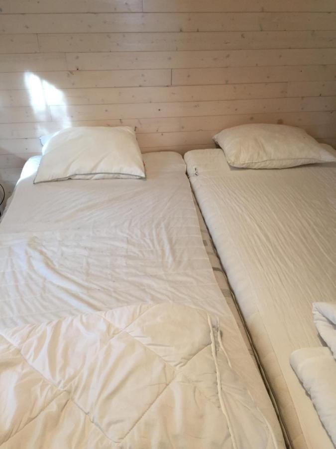 ホテルChalet Les Brulins Resteigne エクステリア 写真